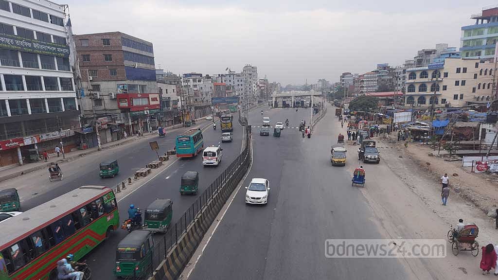 ছুটির শেষ দিনও ঢাকা ফাঁকা, সড়ক গতিময়