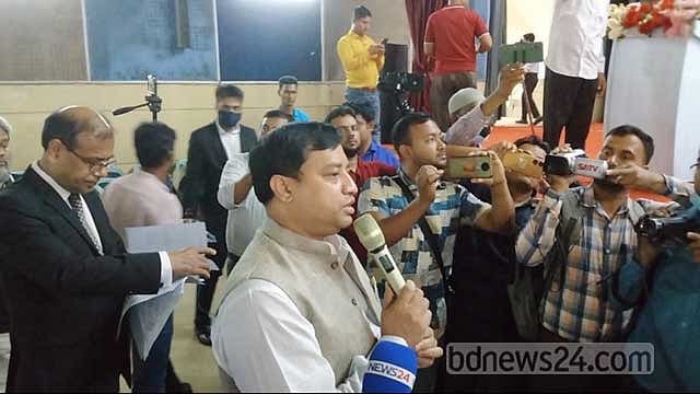 গাজীপুর সিটি নির্বাচন: জাহাঙ্গীরের মনোনয়নপত্র বাতিল, মায়েরটি বৈধ