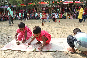 বগুড়ার ধুনটে খেলায় খেলায় ঈদ