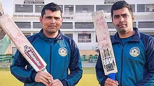 ‘তোষামোদ করতে না পারায় জাতীয় দলে নেই উমর’