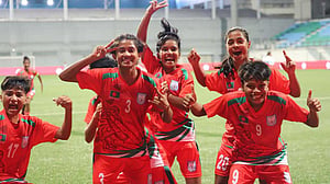 তুর্কমেনিস্তানকে উড়িয়ে দিল বাংলাদেশ