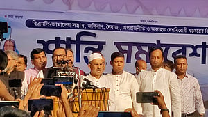 ‘অনেক উকিল সাত্তার’ যোগাযোগ করছে: কাদের