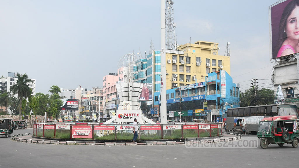 খুলনার দুই মোড়ের নাম পরিবর্তন করবেন না মেয়র