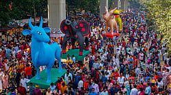 আমাদের ভাষাভিত্তিক জাতীয়তা বনাম আগ্রাসী মৌলবাদ