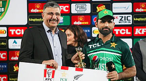 টানা তিন সেঞ্চুরির পর ফখর বললেন, ‘দুর্বলতা নিয়ে কাজ করি’