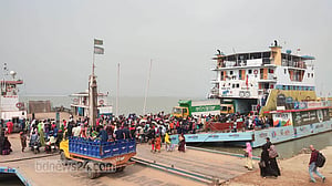 পাটুরিয়ায় ছোট গাড়ির চাপ থাকলেও দুর্ভোগ নেই