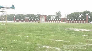 ঈদ জামাতের জন্য প্রস্তুত দিনাজপুরের গোর-এ-শহীদ ময়দান
