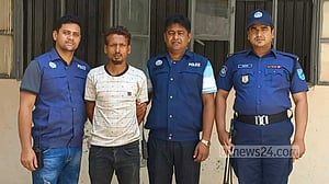 মাদারীপুরে গৃহবধূ হত্যায় মৃত্যুদণ্ডপ্রাপ্ত আসামি গ্রেপ্তার
