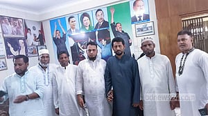 বরিশালে ভোটের মাঠে সাবেক মেয়রের ছেলে; দেখাবেন ‘বড় চমক’