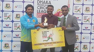 ফের এনামুলের সেঞ্চুরি, মুরাদ-ফরহাদের ৪ উইকেট