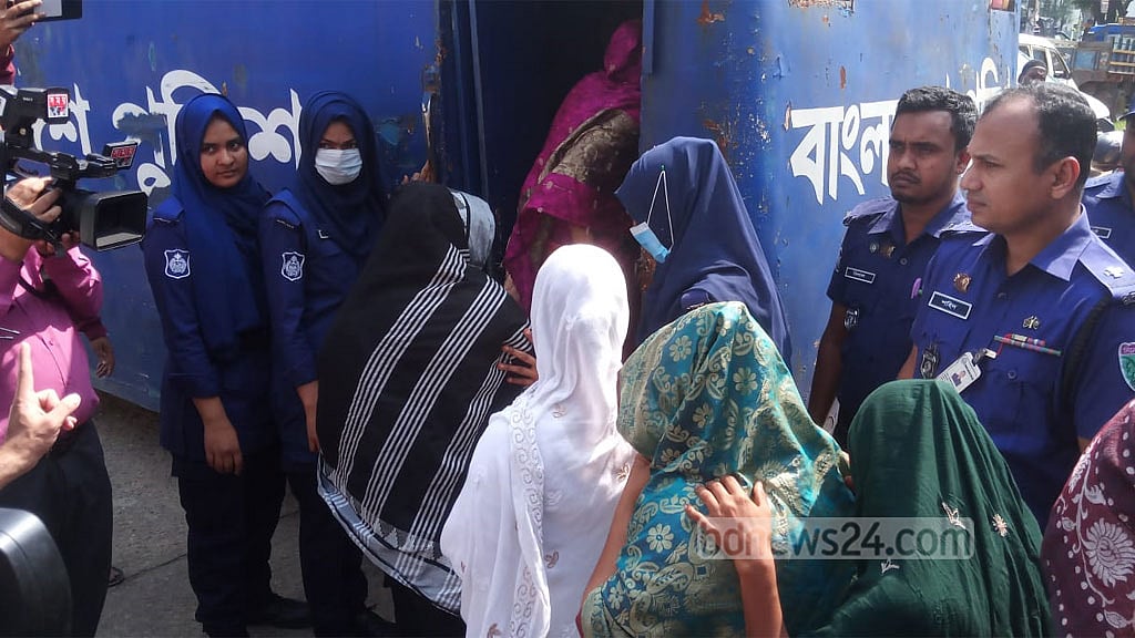 সিলেটের চৈতন্য মহাপ্রভুর মন্দিরের মেলা থেকে ২৭ ‘চোর’ আটক