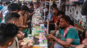 ঈদের অর্থনীতিকে যেন কাজে লাগাতে পারি