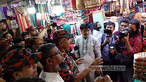 ঢাকার ৫৮ বিপণি বিতান ঝুঁকিপূর্ণ: ফায়ার সার্ভিস