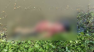 বরিশালে নিখোঁজ নারীর লাশ মিলল মাছের ঘেরে