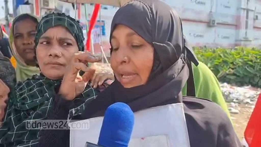 রানা প্লাজা ধস: ‘মৃত্যুর যন্ত্রণা নিয়ে বেঁচে আছি’