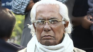 ‘লাইফ সাপোর্টে’ পঙ্কজ ভাট্টাচার্যের অবস্থার উন্নতি নেই