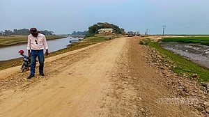 হাওরের ফসল রক্ষায় বাঁধ ব্যবস্থাপনা