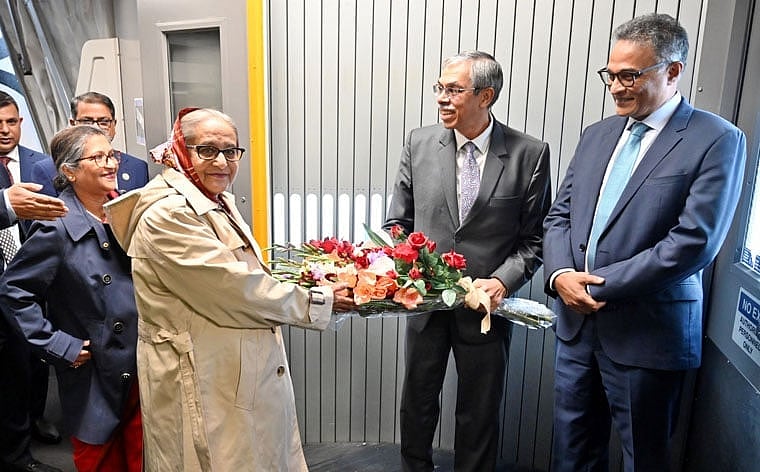 প্রধানমন্ত্রী জাপান থেকে যুক্তরাষ্ট্রে