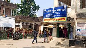 নাঙ্গলকোট হাসপাতালে ৪০% জনবল নেই, ফায়দা লুটছে ক্লিনিক