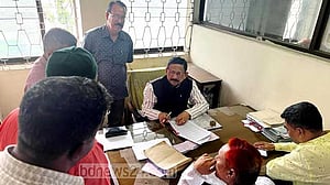 গৃহকর না দিলে বহুতল বাড়ির মালিকদের বিরুদ্ধে ব্যবস্থা: মেয়র রেজাউল