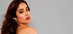 দক্ষিণে মুখ দেখিয়ে কত পেলেন জাহ্নবী?