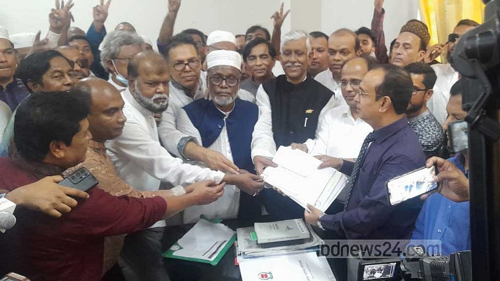৭ মে ডেকেছে ইসি, চিঠি পেলে পদক্ষেপ নেবেন আজমত