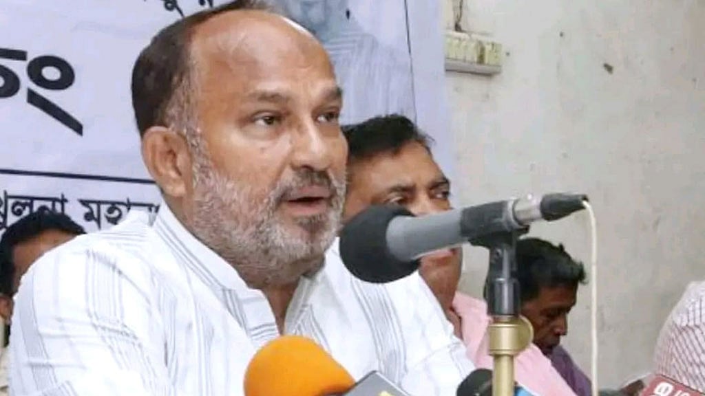 খুলনায় ভোটে আগ্রহী মঞ্জু, মনে করেন ‘মাঠ ছাড়া’ উচিত নয়