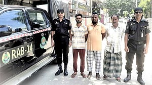 টাঙ্গাইলে হত্যা মামলায় পিতা-পুত্রসহ তিনজন গ্রেপ্তার