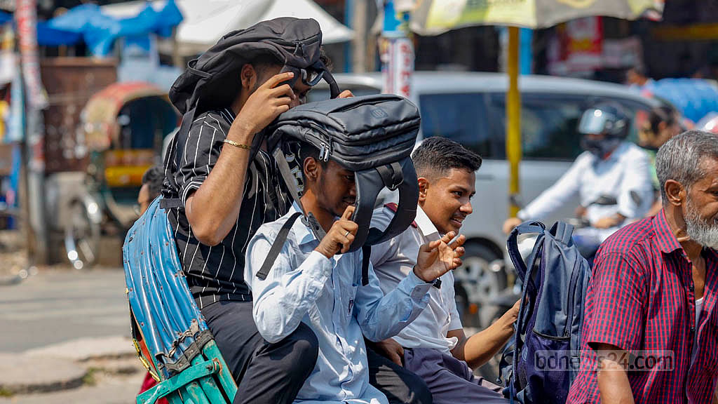শিক্ষা প্রতিষ্ঠানে গরমের ছুটি বাড়বে? সিদ্ধান্ত শিগগিরই