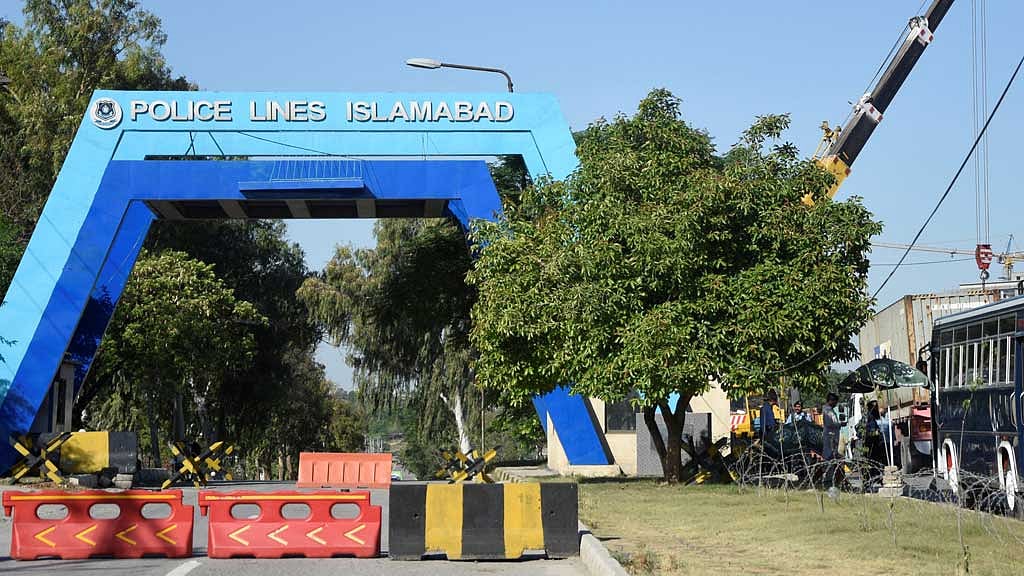 ইমরানের জন্য আদালত বসবে পুলিশ লাইনসে