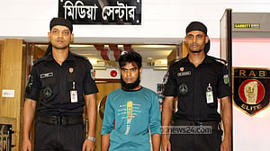 রাবেয়াকে হত্যা করতে ৬৫০ টাকায় চাকু বানিয়ে নেন সাইদুল