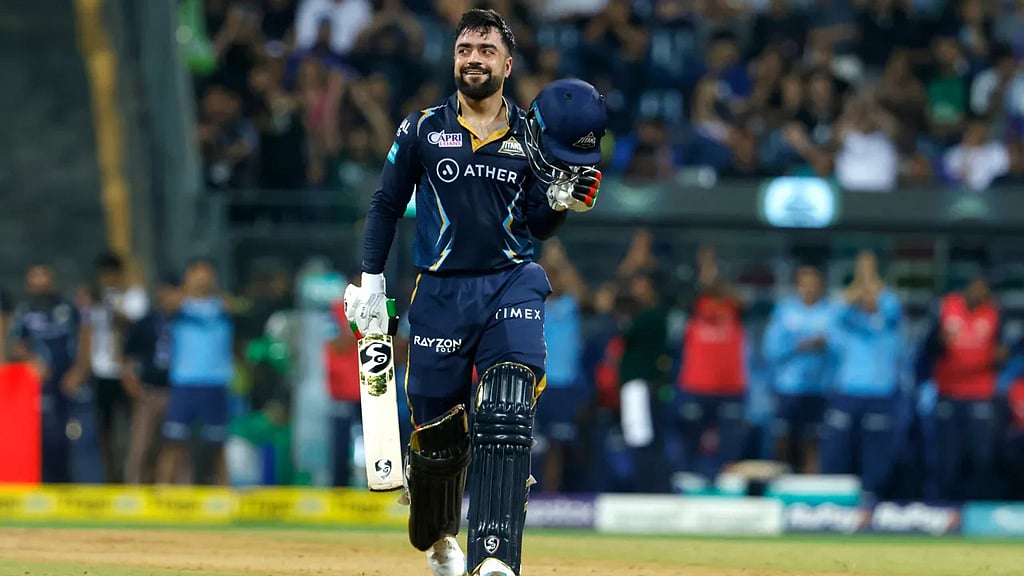 ৪ উইকেটের পর ১০ ছক্কায় ৭৯ রানের বিধ্বংসী ইনিংস, রশিদের অলরাউন্ড নৈপুণ্যে মুগ্ধ পান্ডিয়া
