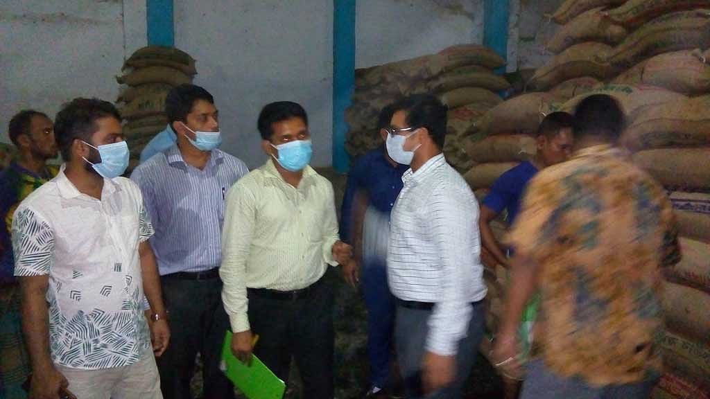 সরকারের চাল সংগ্রহে অসহযোগিতা, চাঁদপুরে ২ রাইস মিলের নিবন্ধন বাতিল
