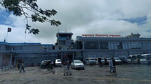 ঘূর্ণিঝড় মোখা: খোলা হয়নি কক্সবাজার বিমানবন্দর