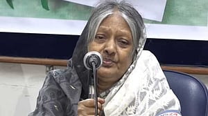 দুরন্ত বিপ্লবের মৃত্যুর ‘সঠিক তদন্তের’ দাবি নিয়েই চলে গেলেন মা