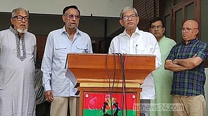 প্রধানমন্ত্রীর ‘ধানাইপানাই’ সফরে অর্জন শূন্য: ফখরুল