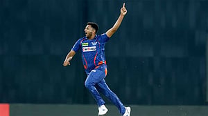 দুর্দান্ত শেষ ওভারে দলকে জিতিয়ে মহসিন বললেন, ‘বাবার জন্য খেলছিলাম’