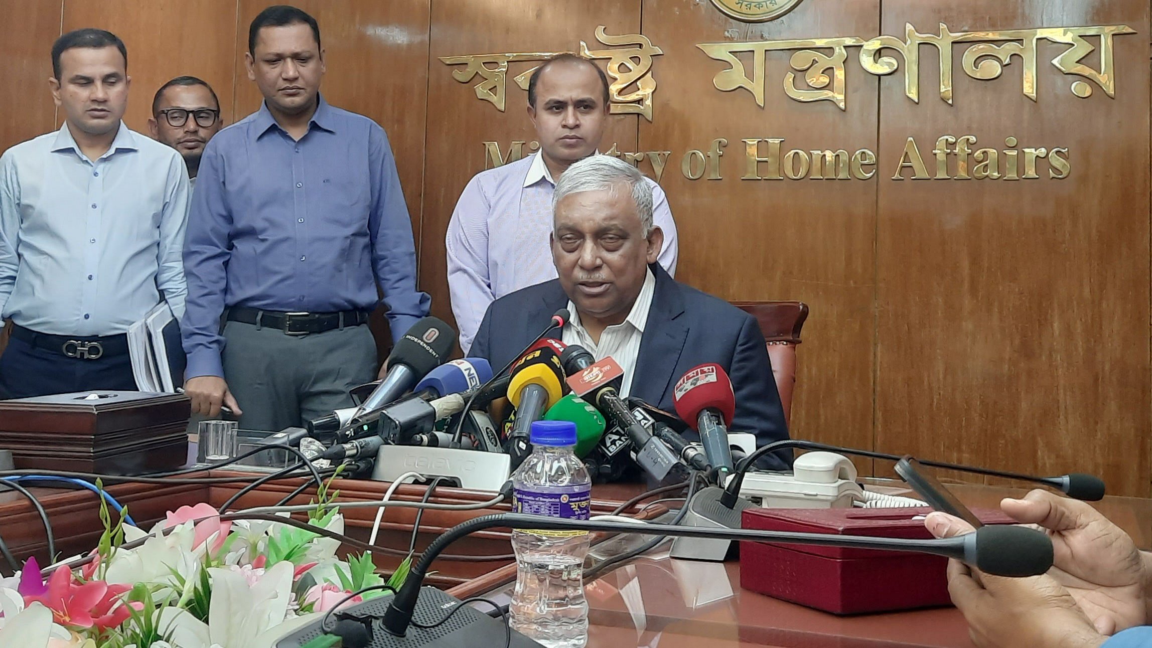 মন্ত্রী-ভিআইপিদের নিরাপত্তায়ও আনসার: স্বরাষ্ট্রমন্ত্রী