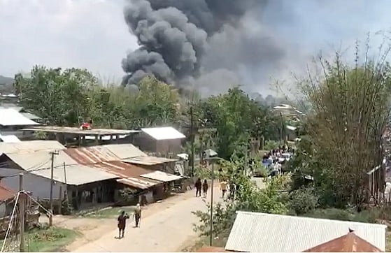 মণিপুরে পুলিশের গুলিতে ‘৪০ বিদ্রোহী’ নিহত