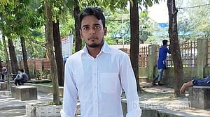 রাবির ভর্তি পরীক্ষায় ‘প্রক্সি’, গ্রেপ্তার বিসিএস কর্মকর্তা