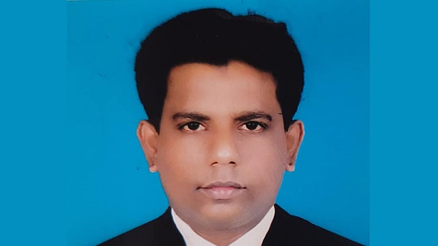 ঢাকার আদালত চত্বরে ‘হিট স্ট্রোকে’ আইনজীবীর মৃত্যু