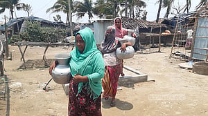ঘূর্ণিঝড় মোখা: বিদ্যুৎহীন শাহ পরীর দ্বীপে খাবার পানির তীব্র সংকট