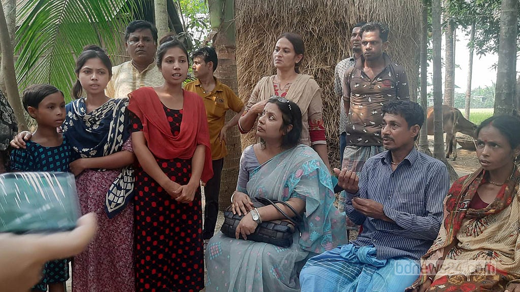 নেত্রকোণায় মুক্তির পরিবারের পাশে ৬৬ সংগঠন, দ্রুত বিচার দাবি