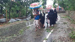 ঘূর্ণিঝড় মোখা পরিণত স্থল নিম্নচাপে, সংকেত কমল