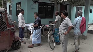 নরসিংদীতে কিশোরকে পিটিয়ে হত্যা, আহত ১