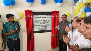 চিকিৎসা নিতে যারা বিদেশ যায়, অকারণেই যায়: স্বাস্থ্যমন্ত্রী