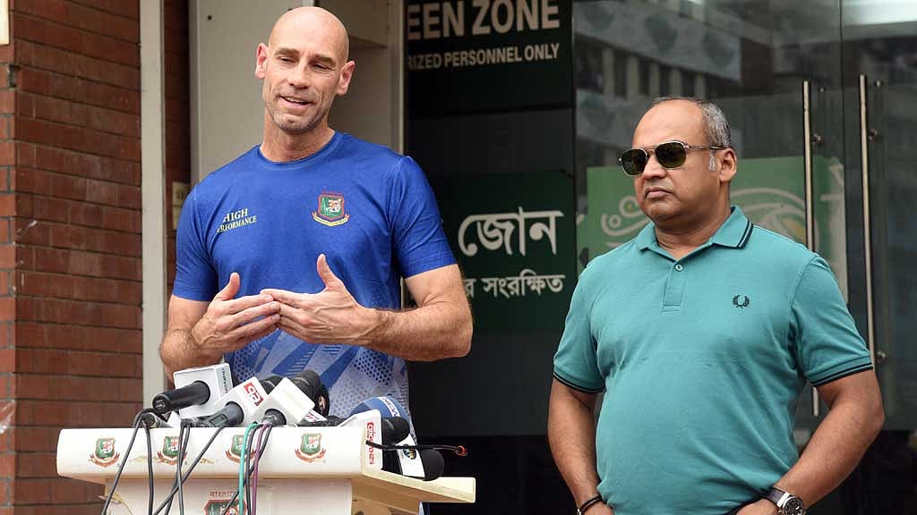 জাতীয় দলের রসদ বাড়াতে চান এইচপির নতুন কোচ