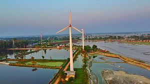 বন্ধ আছে দেশের প্রথম বায়ু বিদ্যুৎ কেন্দ্র