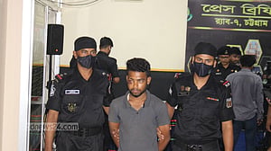 পাহাড়তলীতে জোড়া খুনের ‘হোতা’ গ্রেপ্তার