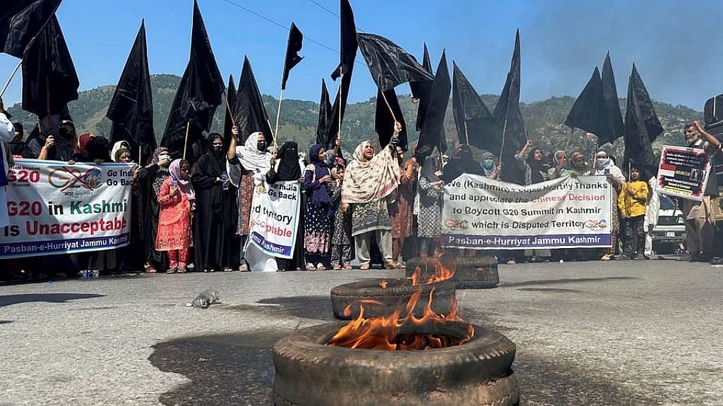ভারতের জি২০ বৈঠকের বিরুদ্ধে পাকিস্তান শাসিত কাশ্মীরে প্রতিবাদ সমাবেশ